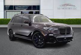 2022 BMW X7 M50i