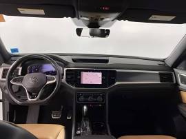 2022 Volkswagen Atlas Cross Sport SEL Premium R-Li