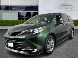2022 Toyota Sienna Platinum 7 Passenger