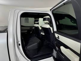 2023 Toyota Tundra Hybrid Capstone
