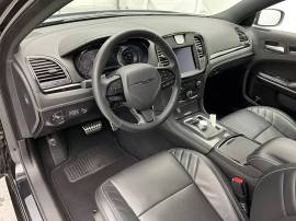 2023 Chrysler 300 300C