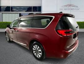 2023 Chrysler Pacifica Hybrid Limited