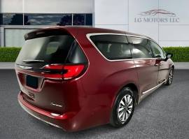 2023 Chrysler Pacifica Hybrid Limited