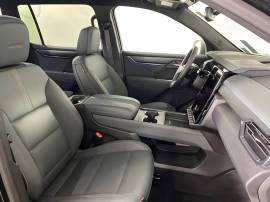 2024 GMC Acadia AT4