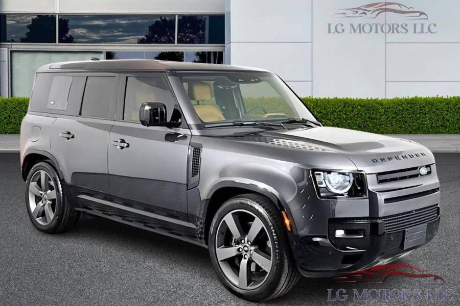 2024 Land Rover Defender 110 P525 V8