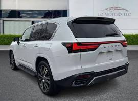2023 Lexus LX 600 Luxury