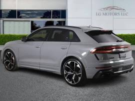 2023 Audi RS Q8 4.0T Quattro