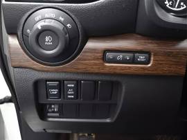 2024 Nissan Titan Platinum Reserve