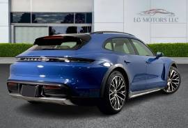 2022 Porsche Taycan Cross Turismo 4