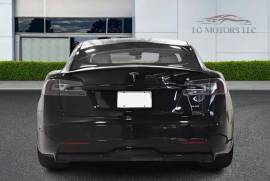 2022 Tesla Model S Plaid